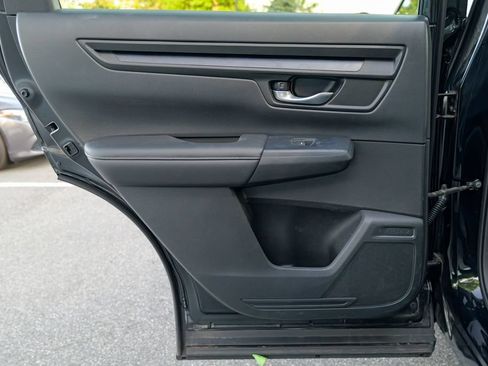 Used 2025 Honda CR-V EX image 23