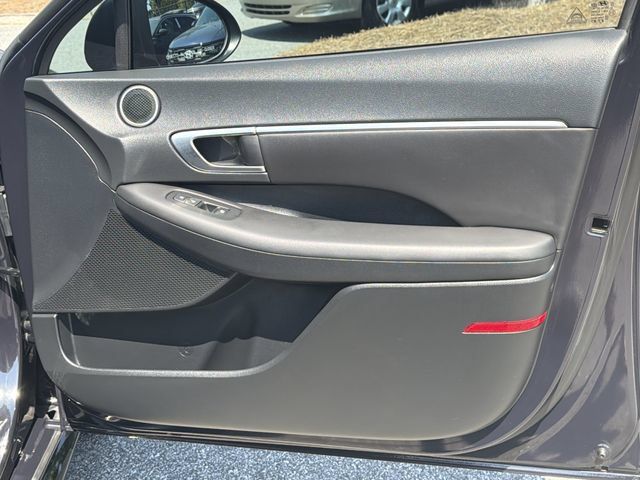 Used 2023 Hyundai Sonata SEL FWD image 17