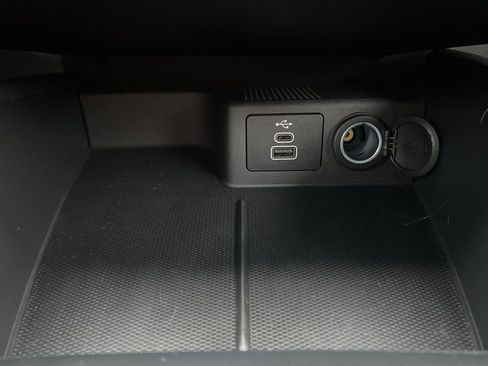 Used 2025 Ford Escape Active image 31