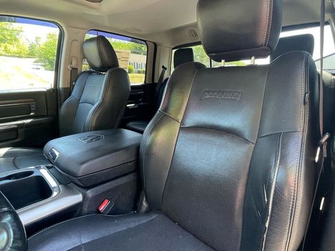Used 2016 RAM 1500 Laramie w/ Convenience Group AWD/4WD image 17