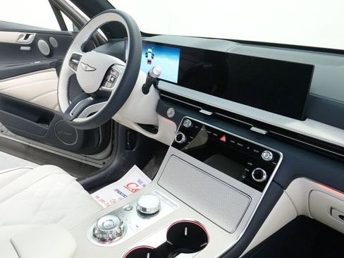 New 2026 Genesis GV80 3.5T Prestige AWD/4WD image 36