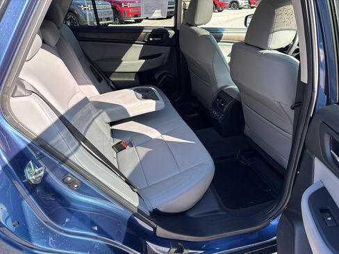 Used 2019 Subaru Outback 2.5i Limited AWD/4WD image 26