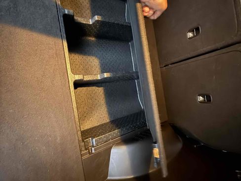 Used 2020 Hyundai Santa Fe SE image 75