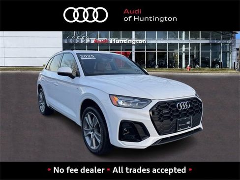 Used 2025 Audi Q5 2.0T Premium w/ Convenience Plus Package image 1