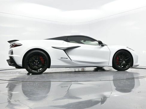 Used 2025 Chevrolet Corvette Z06 w/ Battery Protection Package image 58