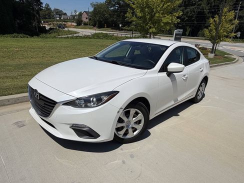 Used 2015 MAZDA MAZDA3 i Sport FWD image 2