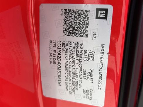 Used 2021 Chevrolet Corvette Stingray Coupe w/ Z51 Performance Package image 10