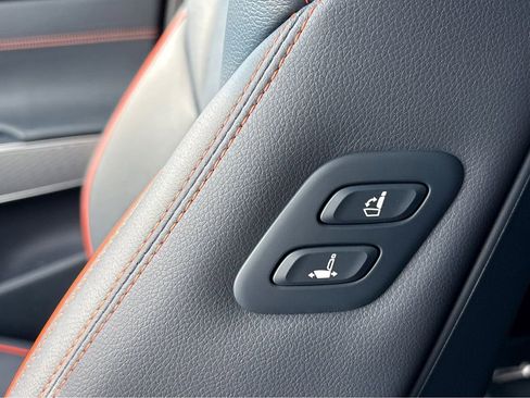 New 2026 Genesis GV70 2.5T Sport Prestige AWD/4WD image 46
