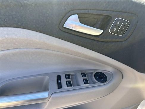 Used 2017 Ford Escape Titanium image 25