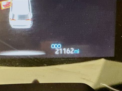 Used 2025 Toyota RAV4 LE image 19