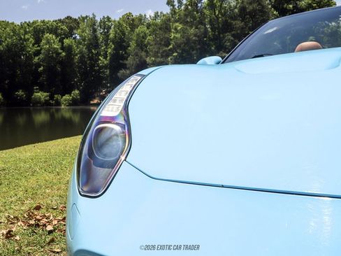 Used 2015 Ferrari California T RWD image 74
