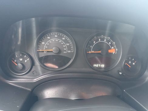 Used 2017 Jeep Patriot Sport w/ Tire & Wheel Group image 5