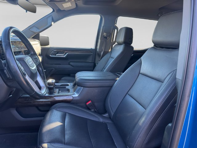 Used 2023 GMC Sierra 1500 Elevation w/ Elevation Premium Package AWD/4WD image 6