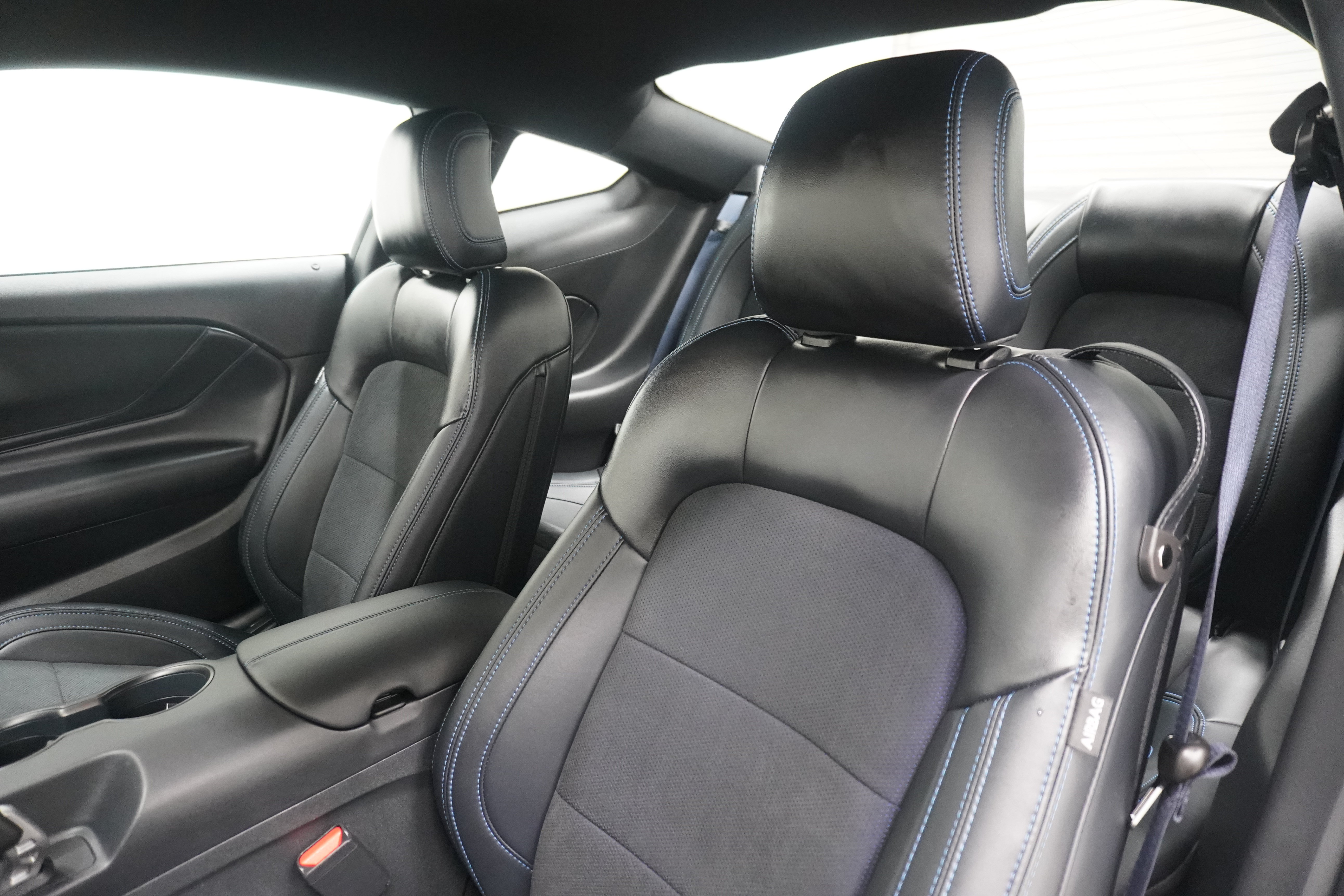Used 2025 Ford Mustang Dark Horse RWD image 12
