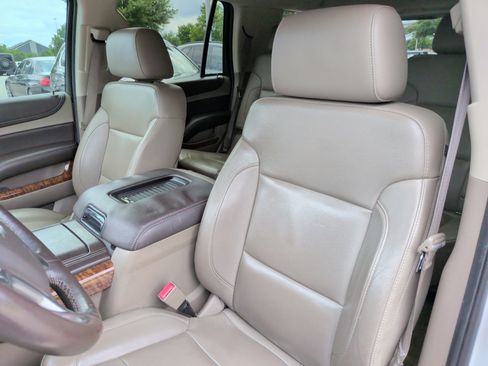 Used 2016 Chevrolet Tahoe LTZ AWD/4WD image 24