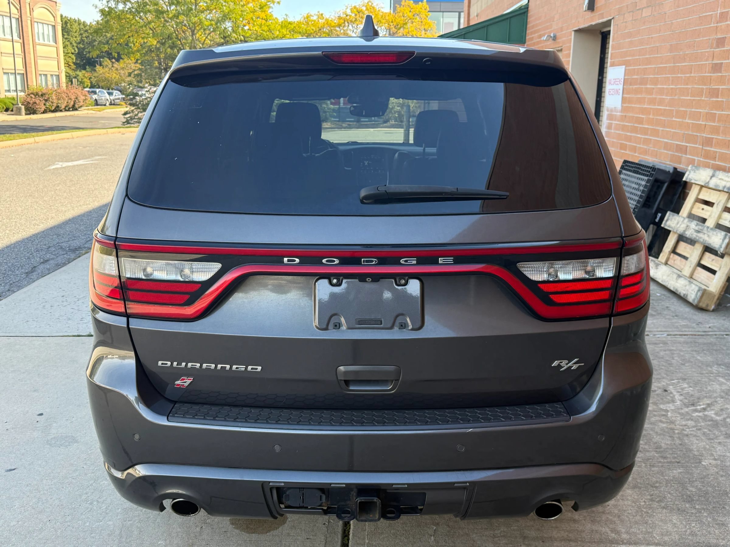 Used 2020 Dodge Durango R/T w/ Technology Group AWD/4WD image 4