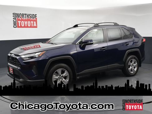 Used 2025 Toyota RAV4 XLE FWD image 1