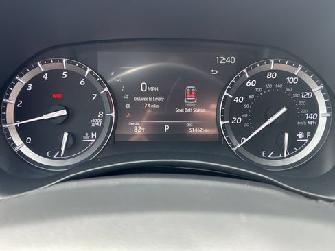Used 2020 Toyota Highlander XLE AWD/4WD image 20