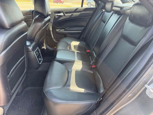 Used 2012 Chrysler 300 C AWD/4WD image 7