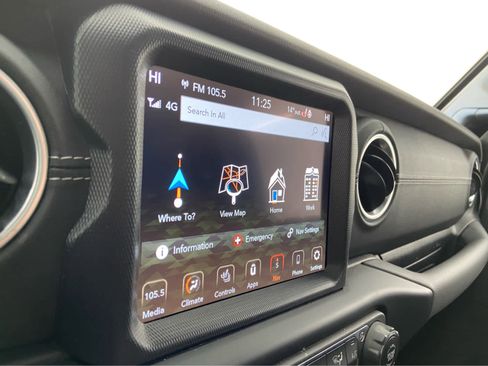 Used 2023 Jeep Wrangler Sahara w/ Cold Weather Group image 29