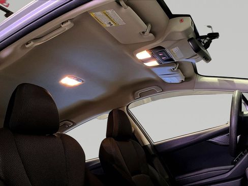 Used 2023 Subaru Crosstrek 2.0i image 27