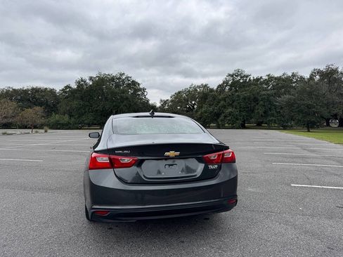 Used 2018 Chevrolet Malibu LS image 8