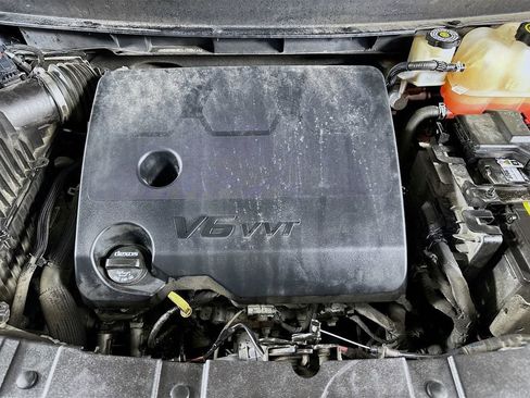 Used 2020 Buick Enclave Essence w/ LPO, Floor Liner Package FWD image 38
