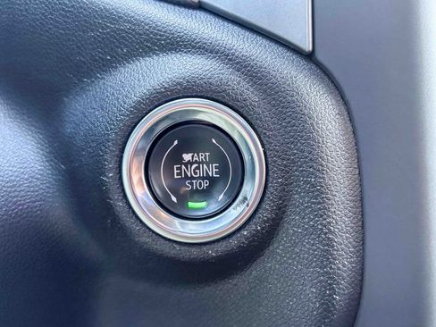 Used 2025 Chevrolet Silverado 1500 Custom RWD image 23