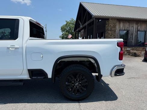 Used 2025 Chevrolet Silverado 2500 LT w/ Convenience Package AWD/4WD image 38