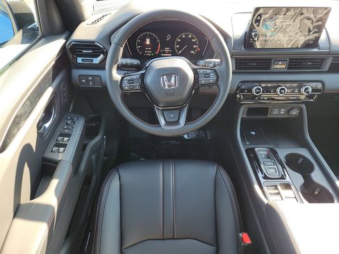 New 2025 Honda Pilot TrailSport image 7