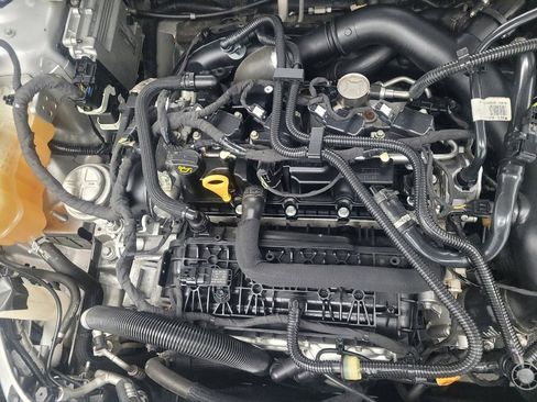 Used 2019 Ford Fusion SE image 30