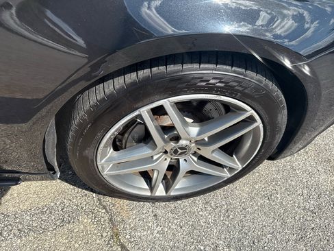 Used 2017 Mercedes-Benz S 550 4MATIC Sedan image 35