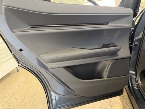 Used 2025 Polestar Polestar 3 AWD/4WD image 28
