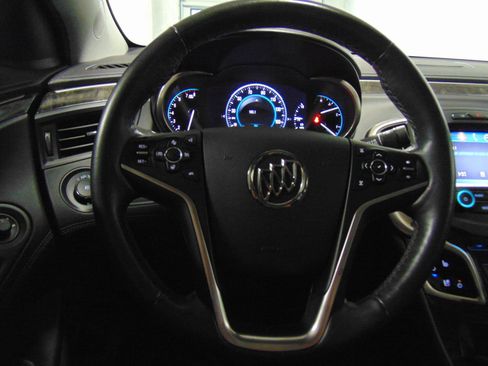 Used 2015 Buick LaCrosse Premium w/ Driver Confidence Package #1 FWD image 16