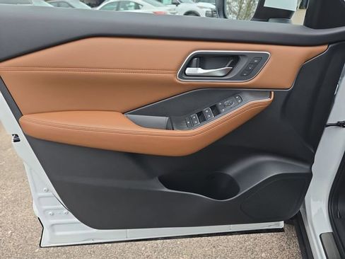 New 2026 Nissan Rogue Platinum w/ Tech Package image 15