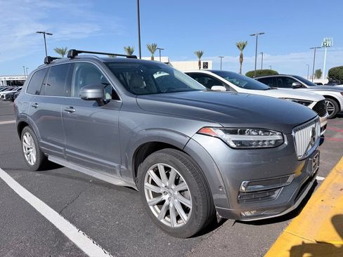 Used 2016 Volvo XC90 T6 Inscription w/ Vision Package AWD/4WD image 3