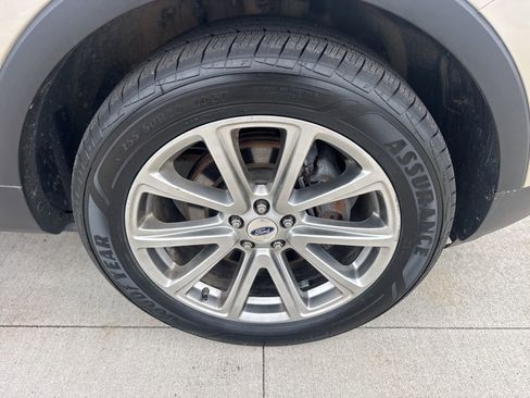 Certified 2017 Ford Explorer Limited image 21