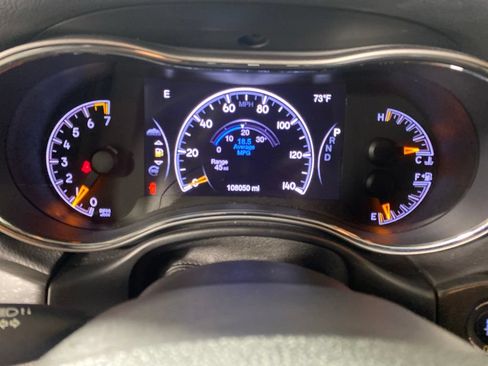 Used 2018 Jeep Grand Cherokee Limited AWD/4WD image 18