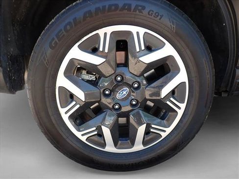 Used 2025 Subaru Forester Premium AWD/4WD image 7