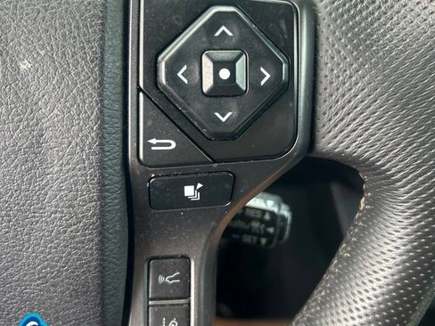 Used 2021 Toyota Tacoma TRD Sport AWD/4WD image 18