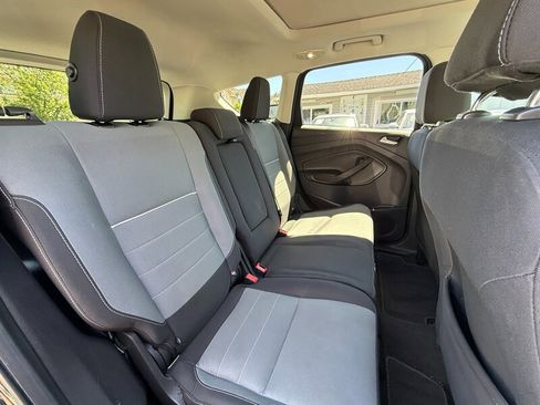 Used 2015 Ford Escape SE FWD image 23