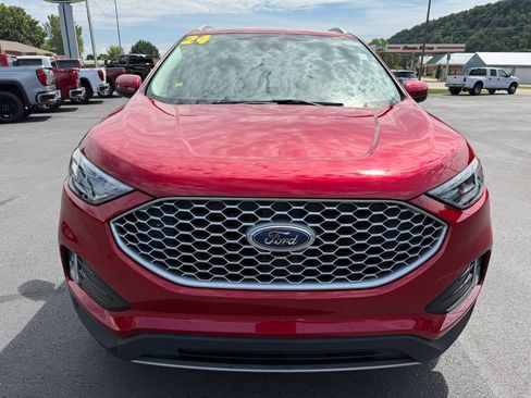 Used 2024 Ford Edge SEL w/ Convenience Package AWD/4WD image 2