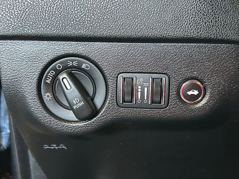 Used 2022 Dodge Charger GT image 25