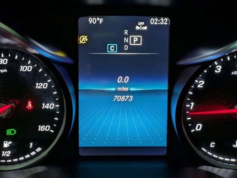Used 2021 Mercedes-Benz GLC 300 image 11