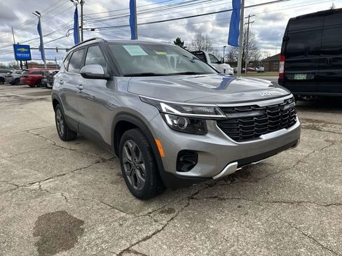 Used 2024 Kia Seltos S image 11