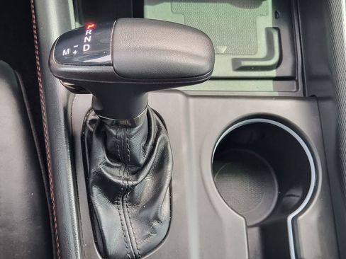 Used 2022 Dodge Durango R/T w/ Blacktop Package AWD/4WD image 23