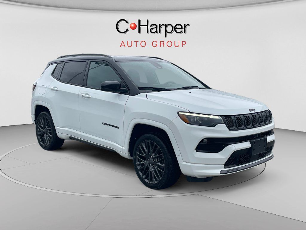 Used 2023 Jeep Compass High Altitude AWD/4WD image 1