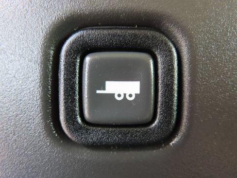 Used 2025 Chevrolet Express 2500 w/ Driver Convenience Package RWD image 11