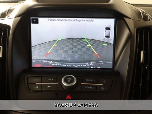 Used 2019 Ford Escape SEL AWD/4WD image 3