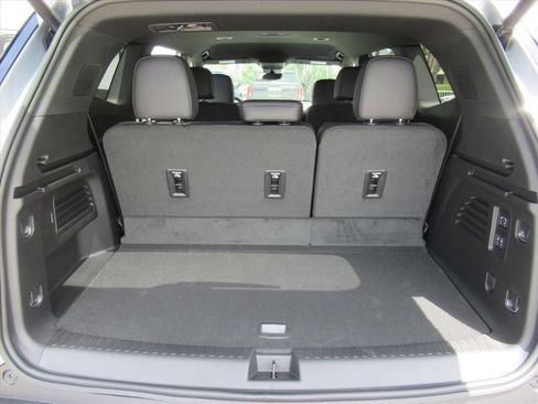 New 2026 Buick Enclave Preferred w/ Power Package image 31